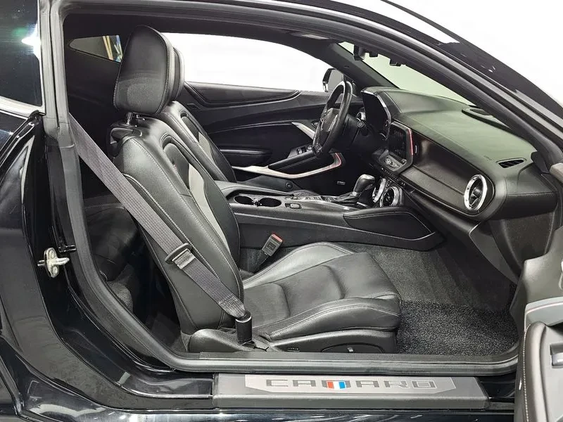 Chevrolet Camaro 6.2, снимка 11 - Автомобили и джипове - 53911910