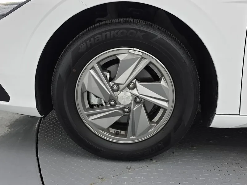 Hyundai Elantra (Cn7) 1.6 Smart, снимка 5 - Автомобили и джипове - 55087263