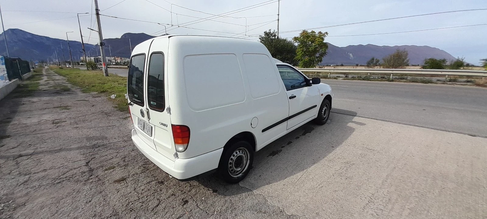 VW Caddy 1, 9D - изображение 6