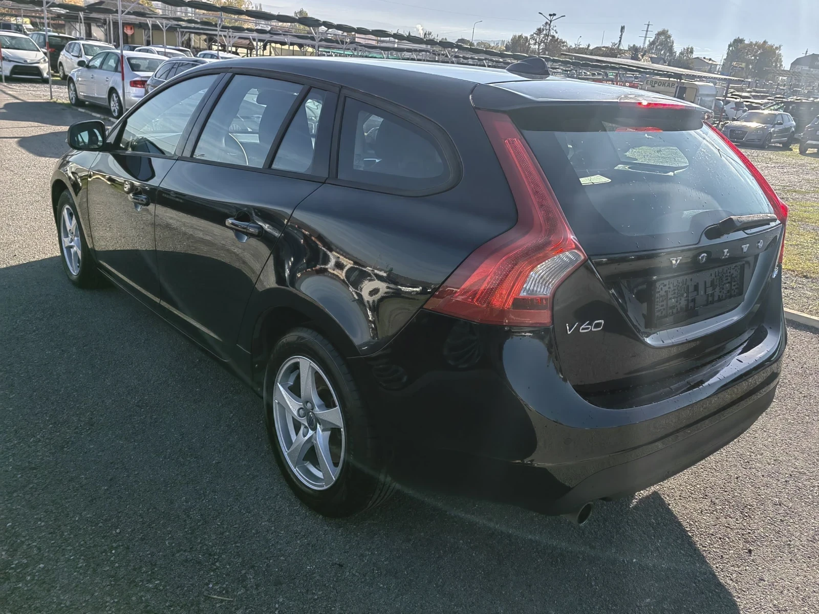 Volvo V60 1.6 HDI - изображение 4