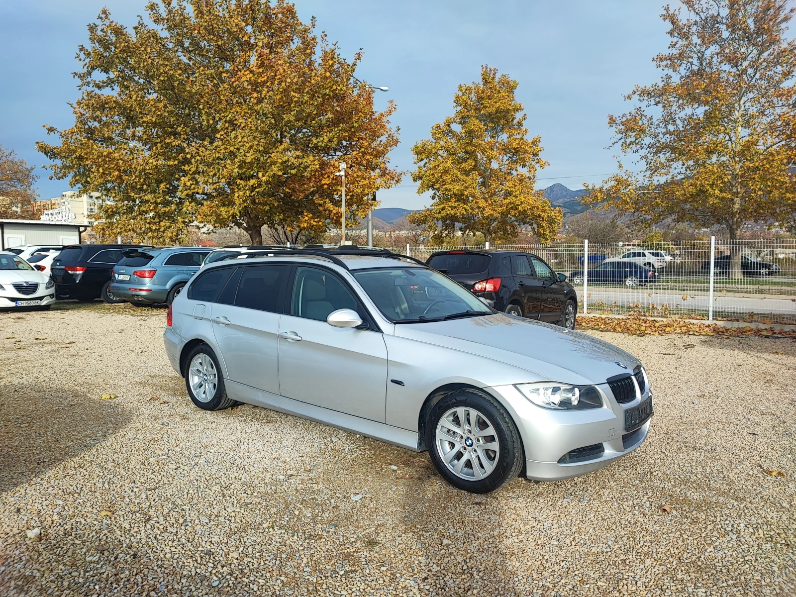 BMW 318 157х.км-Италия - изображение 4