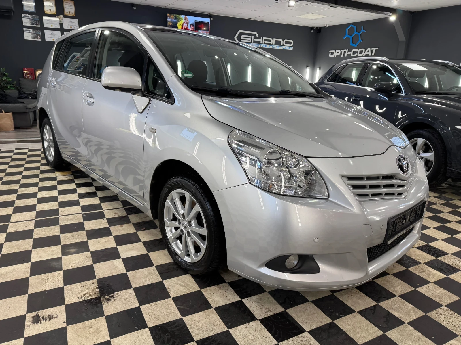 Toyota Verso 1.8VVTI EXECUTIVE PANO NAVI - изображение 3