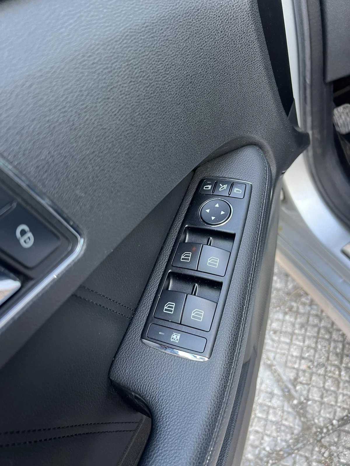 Mercedes-Benz E 350 AVANGARD - изображение 5