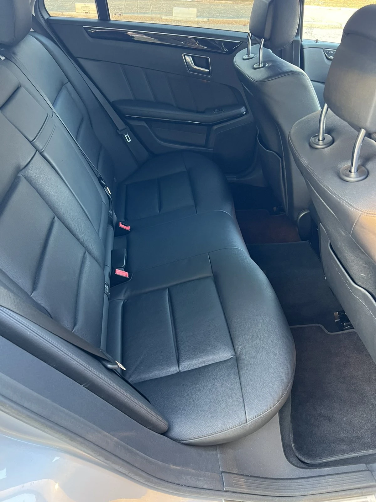 Mercedes-Benz E 350 AVANGARD - изображение 6
