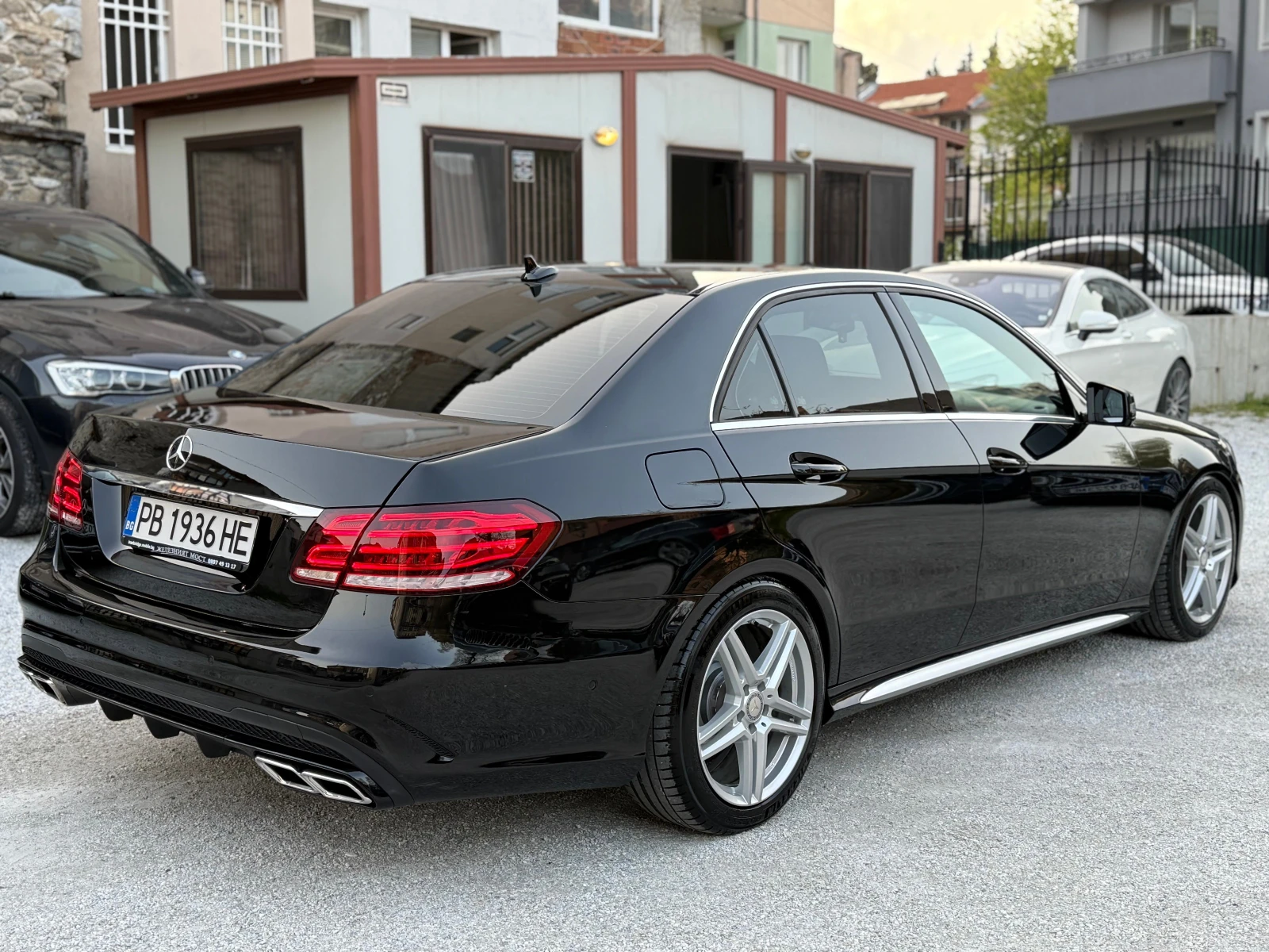 Mercedes-Benz E 220 FACE LIFT AMG ПАКЕТ - изображение 5