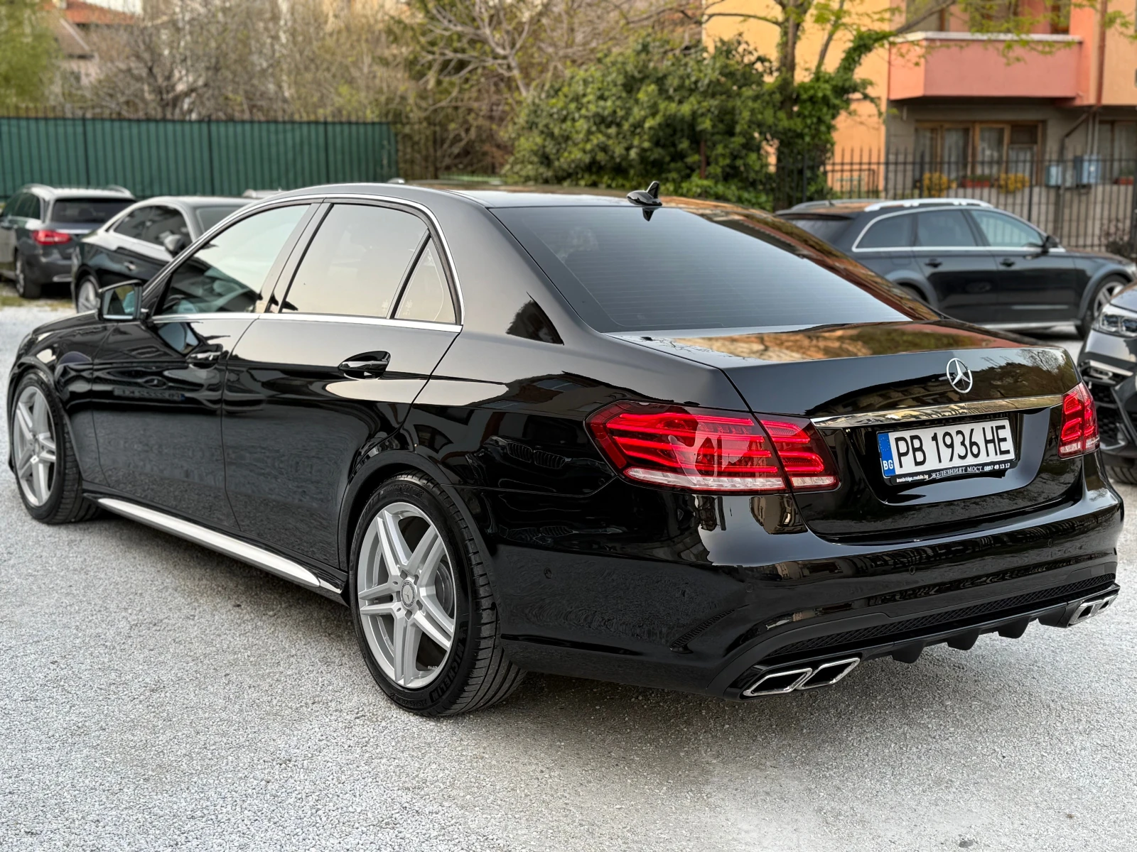 Mercedes-Benz E 220 FACE LIFT AMG ПАКЕТ - изображение 3