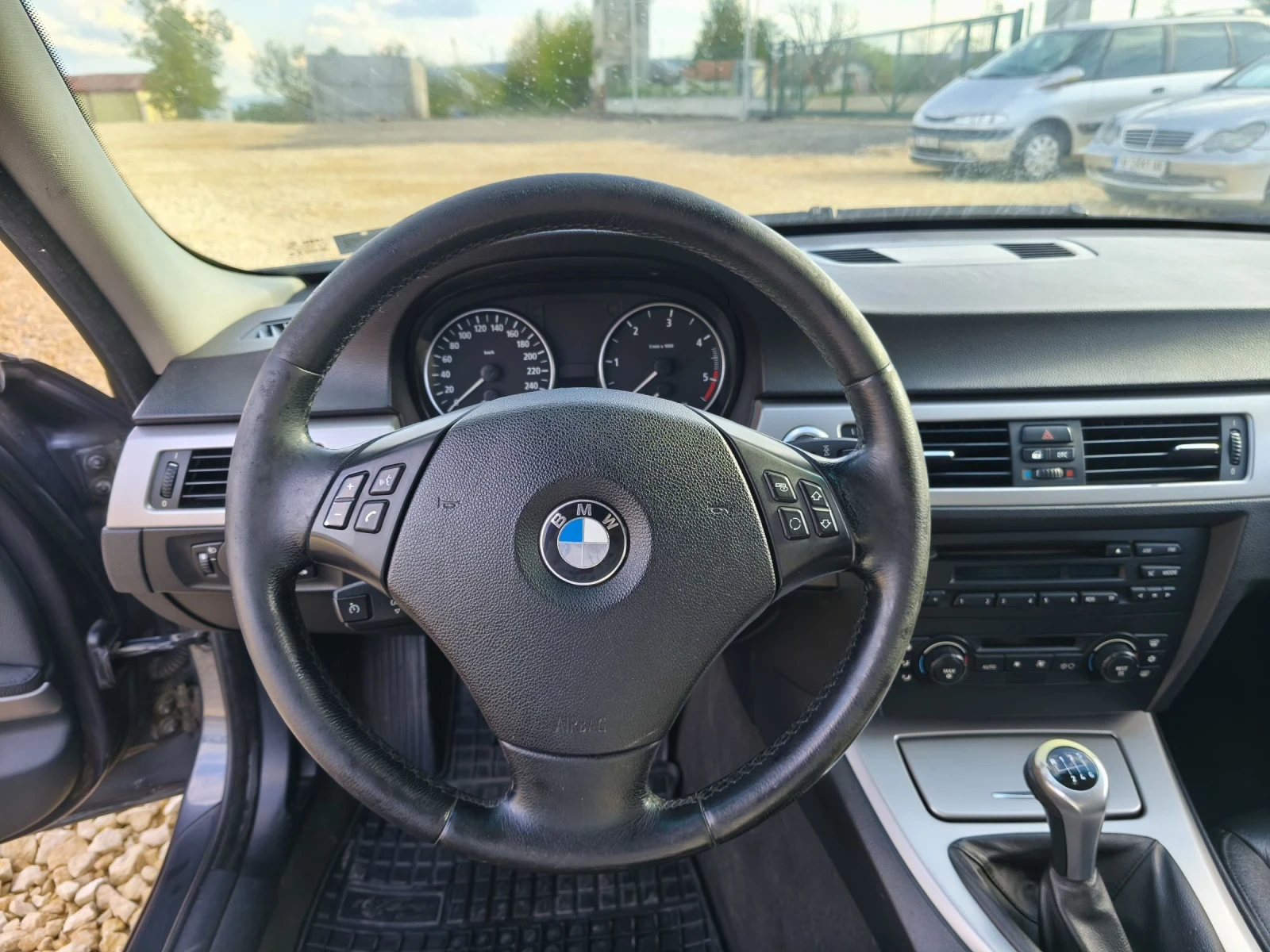BMW 320 320D* 163 - изображение 10