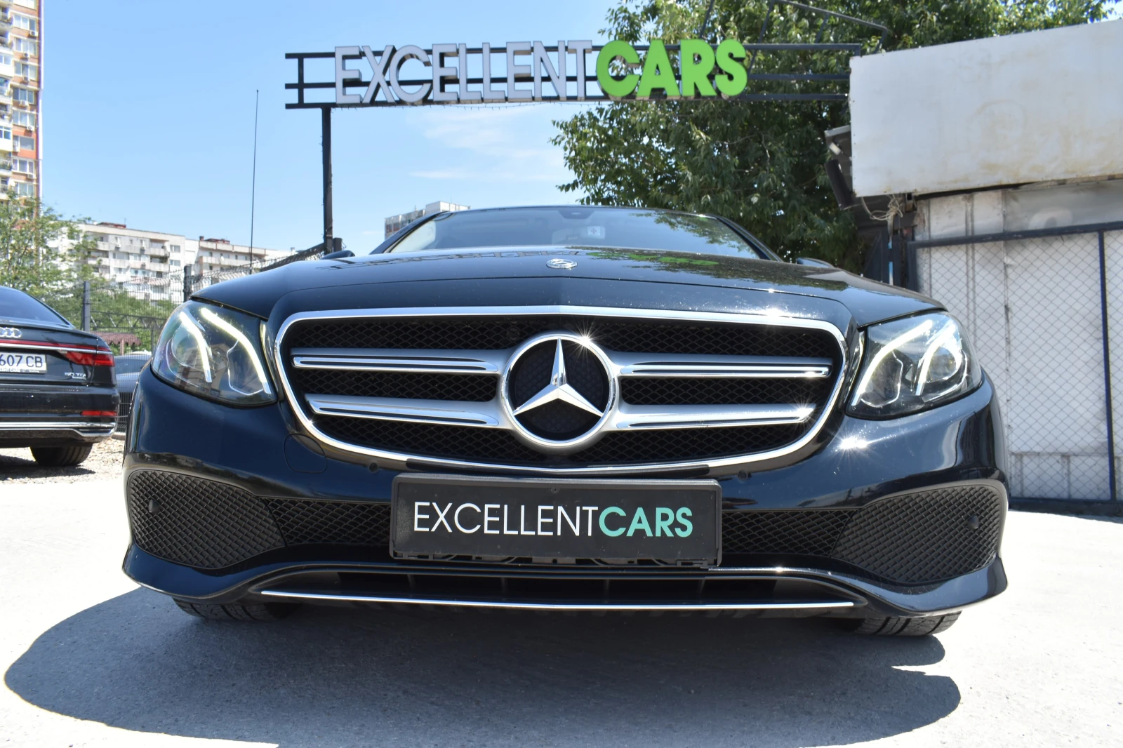 Mercedes-Benz E 200  - изображение 5