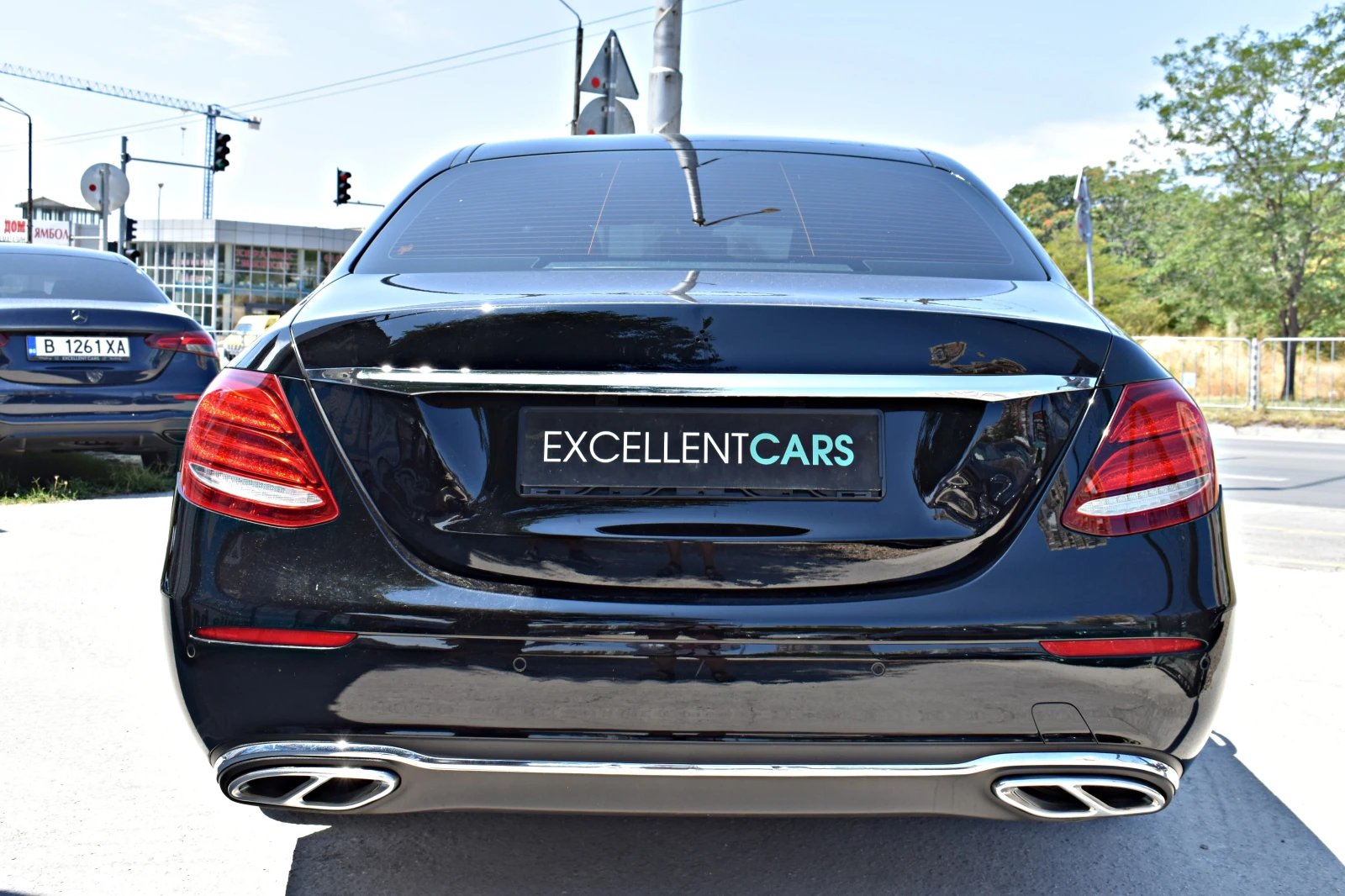 Mercedes-Benz E 200  - изображение 6