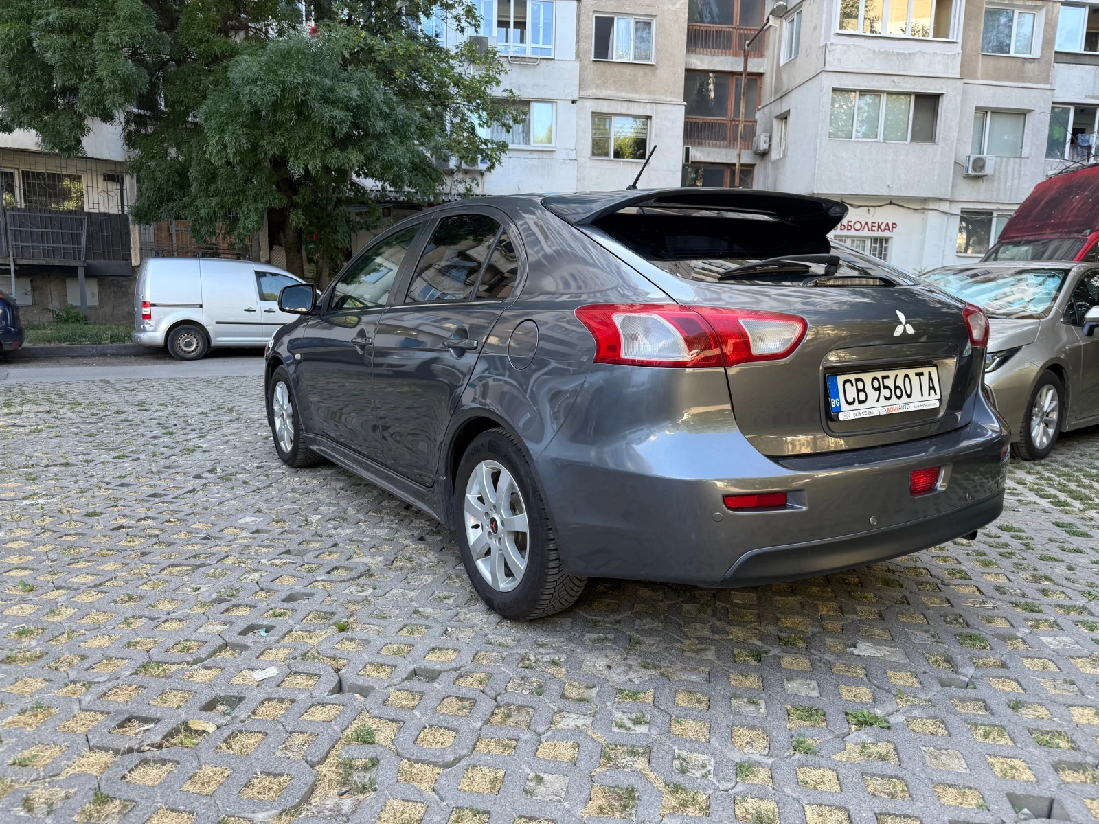Mitsubishi Lancer 1.8 бензин / газ  - изображение 8