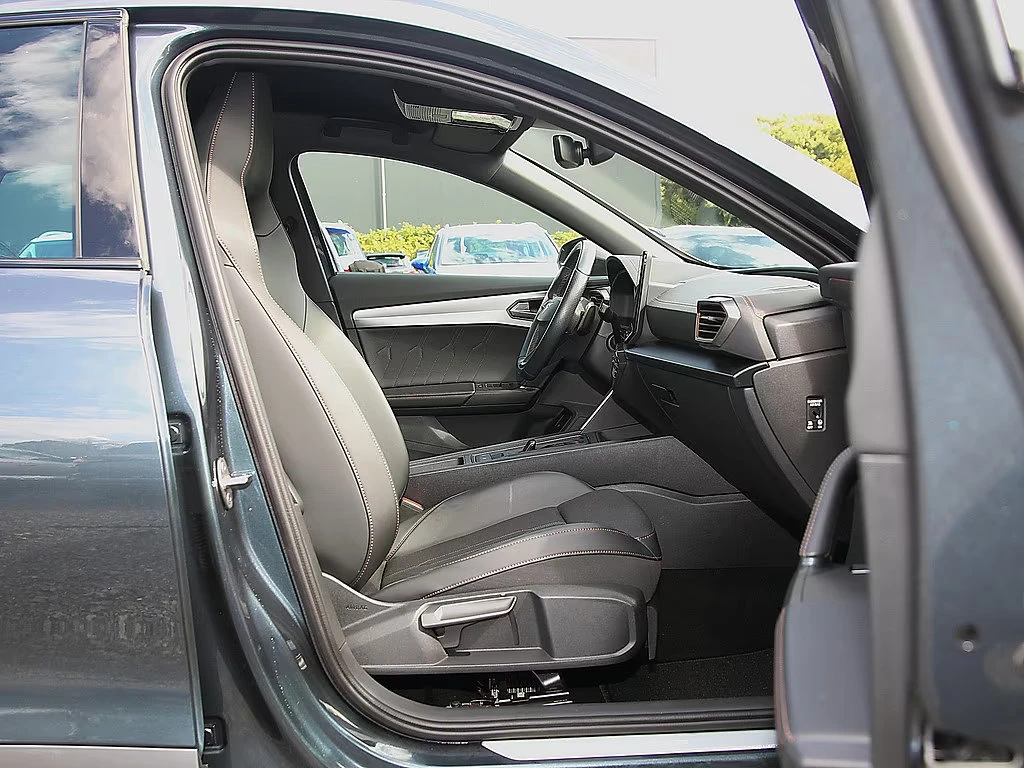 Cupra Formentor VZ/1.4 PHEV/245HP/CAM/NAVI/LED/KLESS/DIGI/404g | Mobile.bg   13