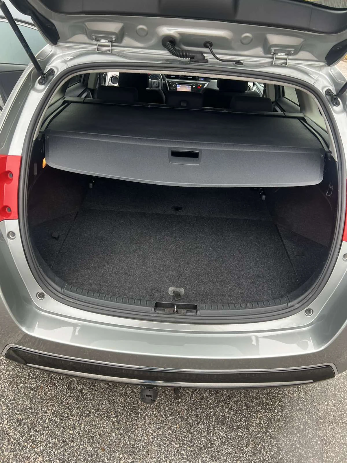 Toyota Auris   | Mobile.bg   13