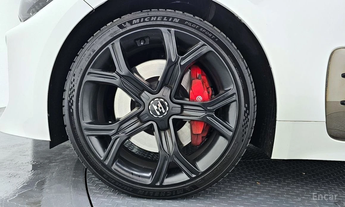 Kia Stinger | Mobile.bg   5