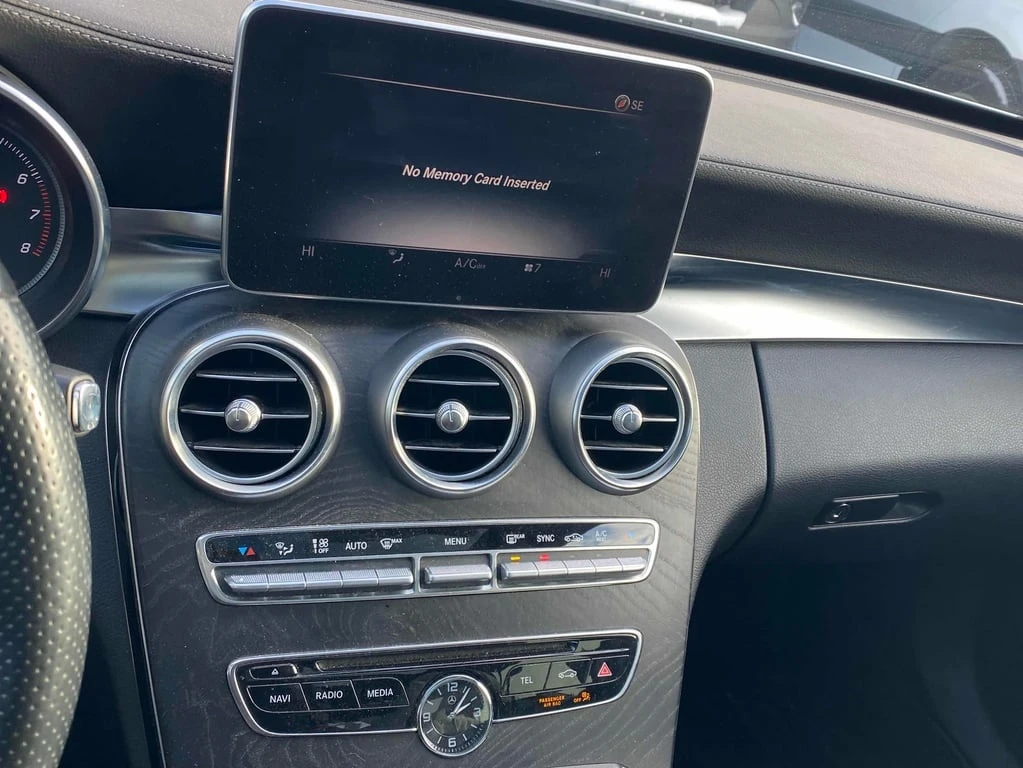 Mercedes-Benz C 400 * CARFAX * ЦЕНА ДО БГ - изображение 9