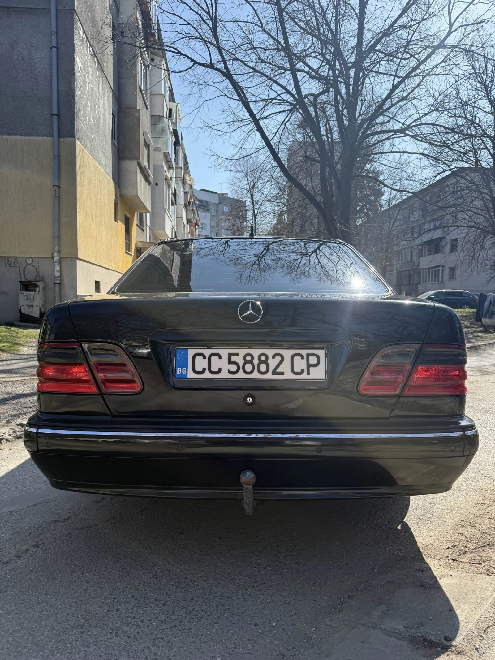 Mercedes-Benz E 320, снимка 6 - Автомобили и джипове - 53295618