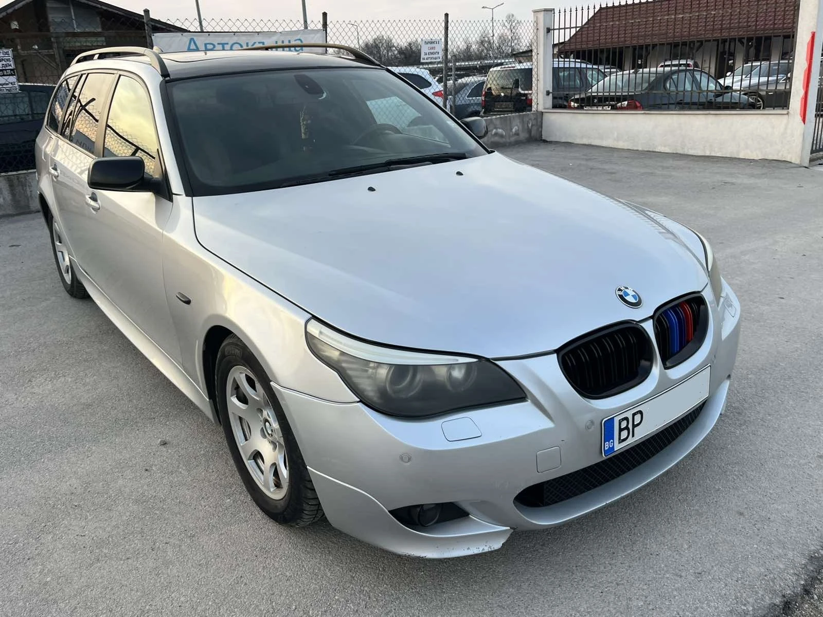 BMW 530 3.0TDI 218кс М-PACKET РЕГИСТРИРАНО ОБСЛУЖЕНО - изображение 3