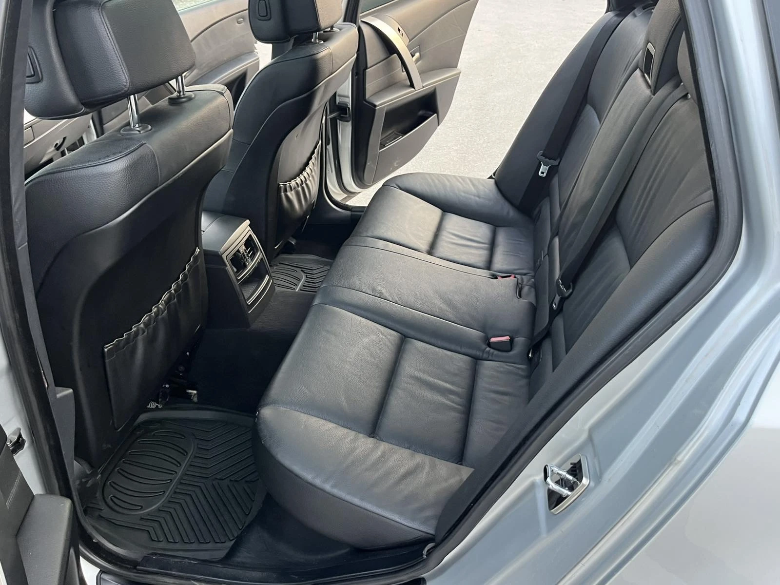 BMW 530 3.0TDI 218кс М-PACKET РЕГИСТРИРАНО ОБСЛУЖЕНО - изображение 9