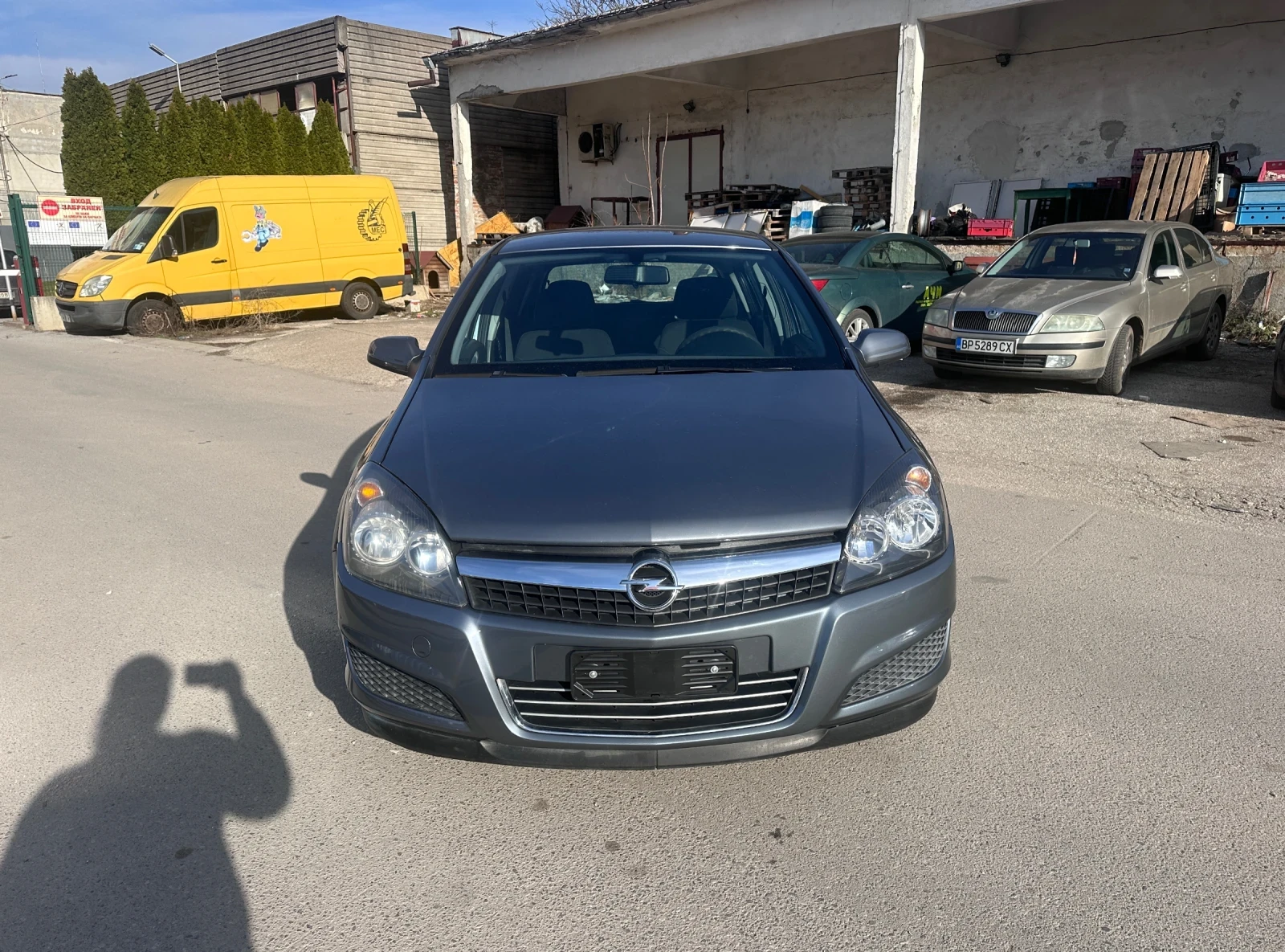 Opel Astra FaceLift - 1.4i GAZ , снимка 2 - Автомобили и джипове - 53771193