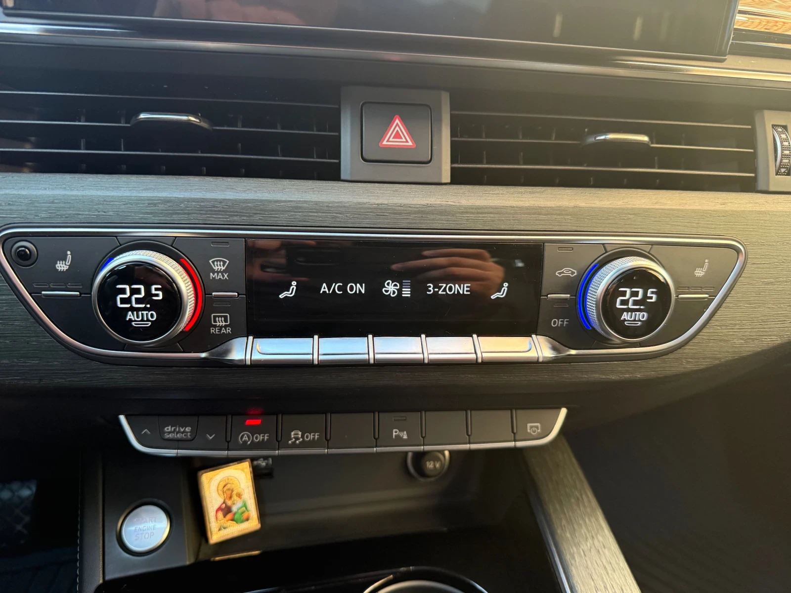 Audi A4 AUDI A4 2.0T S-LINE /  360 CAM / DISTRONIC , снимка 13 - Автомобили и джипове - 53786508