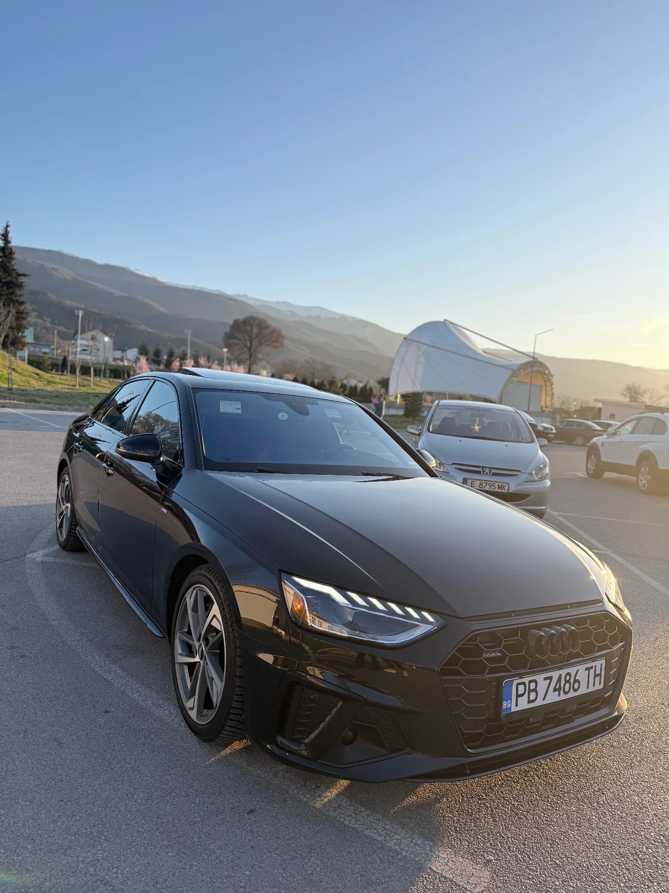 Audi A4 AUDI A4 2.0T S-LINE /  360 CAM / DISTRONIC , снимка 4 - Автомобили и джипове - 53786508