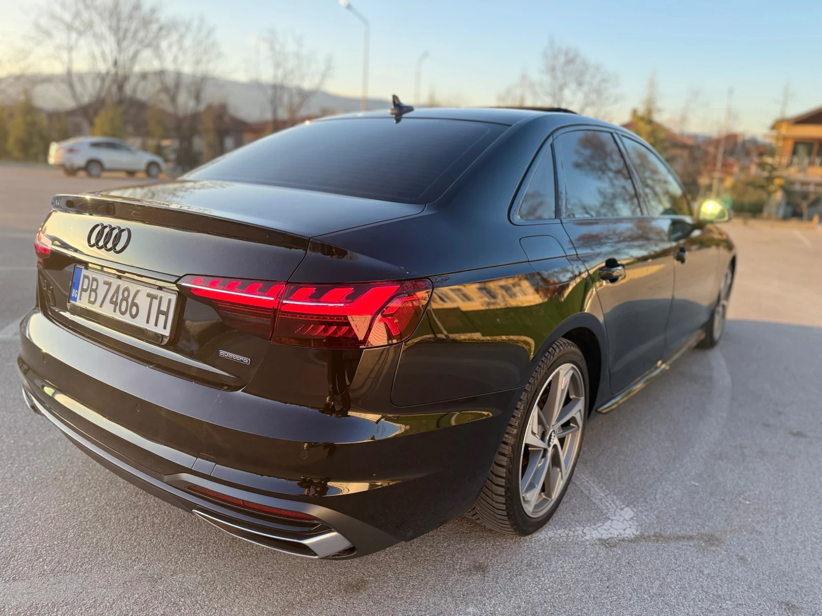 Audi A4 AUDI A4 2.0T S-LINE /  360 CAM / DISTRONIC , снимка 7 - Автомобили и джипове - 53786508