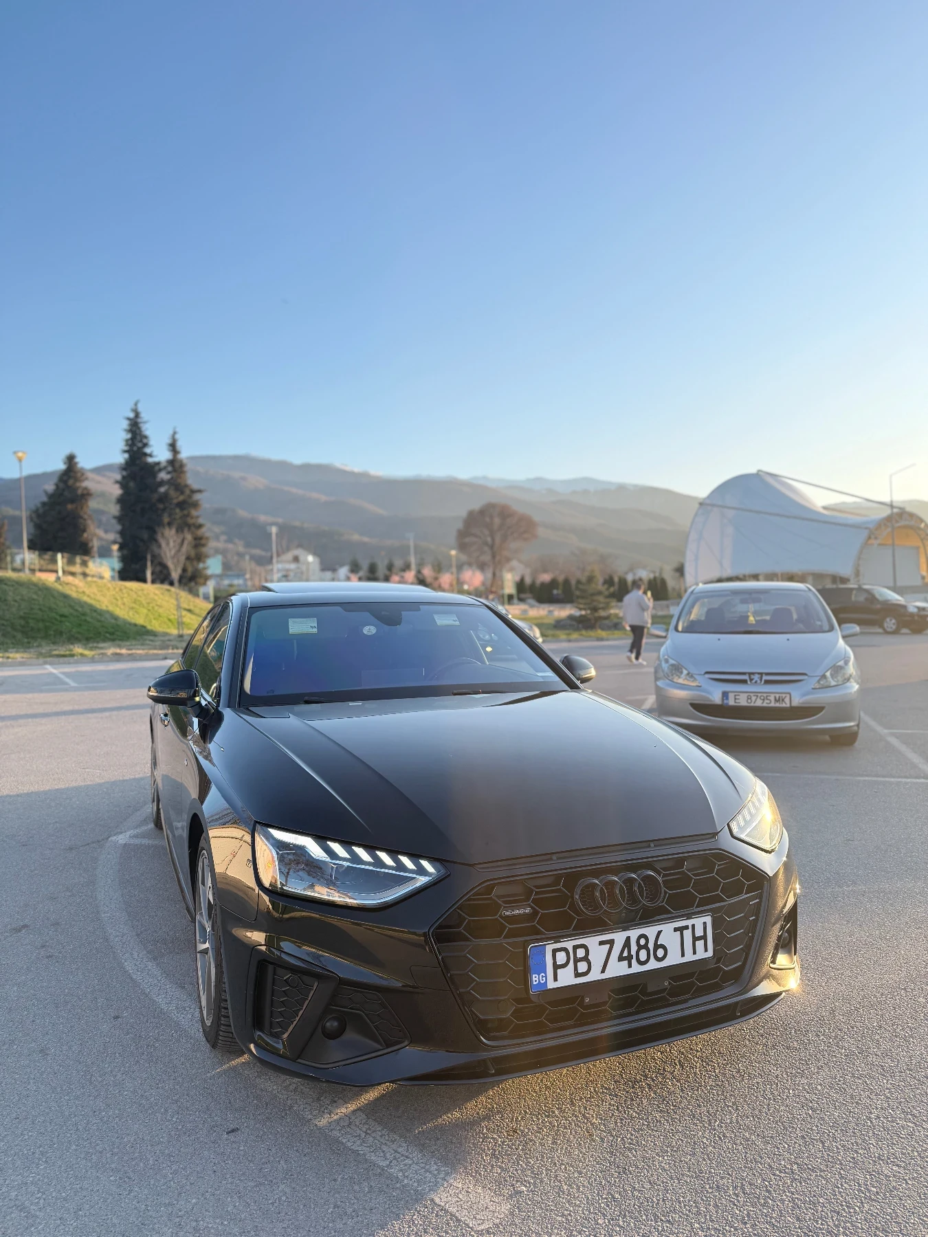 Audi A4 AUDI A4 2.0T S-LINE /  360 CAM / DISTRONIC , снимка 2 - Автомобили и джипове - 53786508