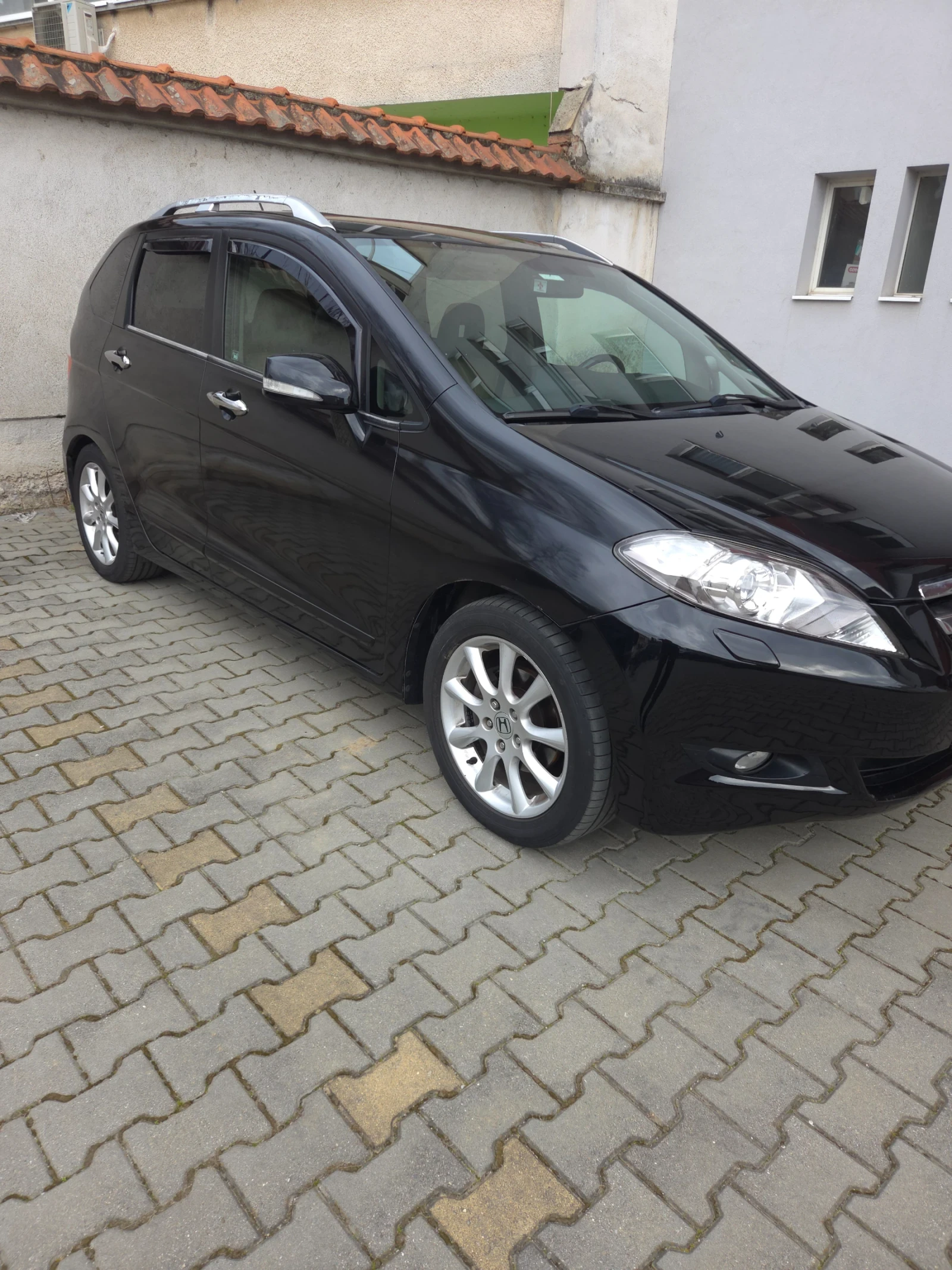 Honda Fr-v, снимка 9 - Автомобили и джипове - 53926085