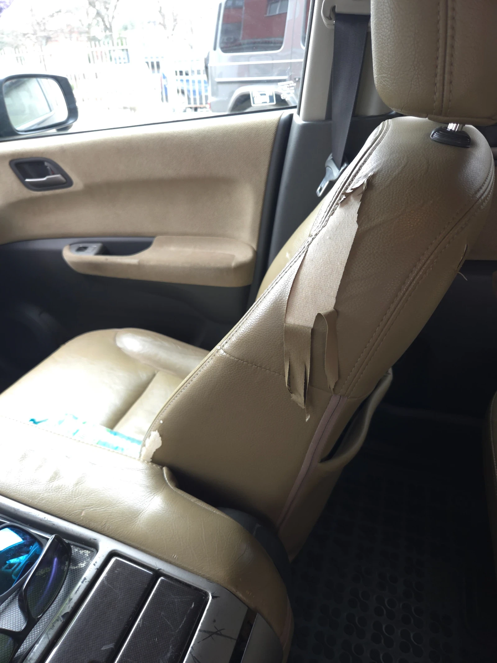 Honda Fr-v, снимка 4 - Автомобили и джипове - 53926085