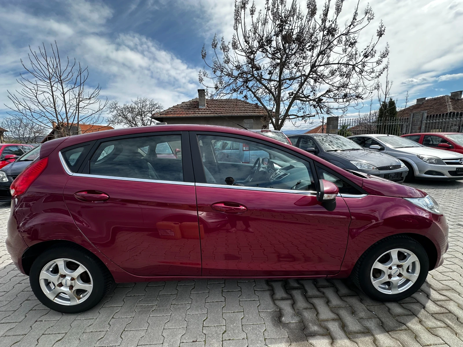 Ford Fiesta 1.6tdci 95к.с, снимка 5 - Автомобили и джипове - 54126256