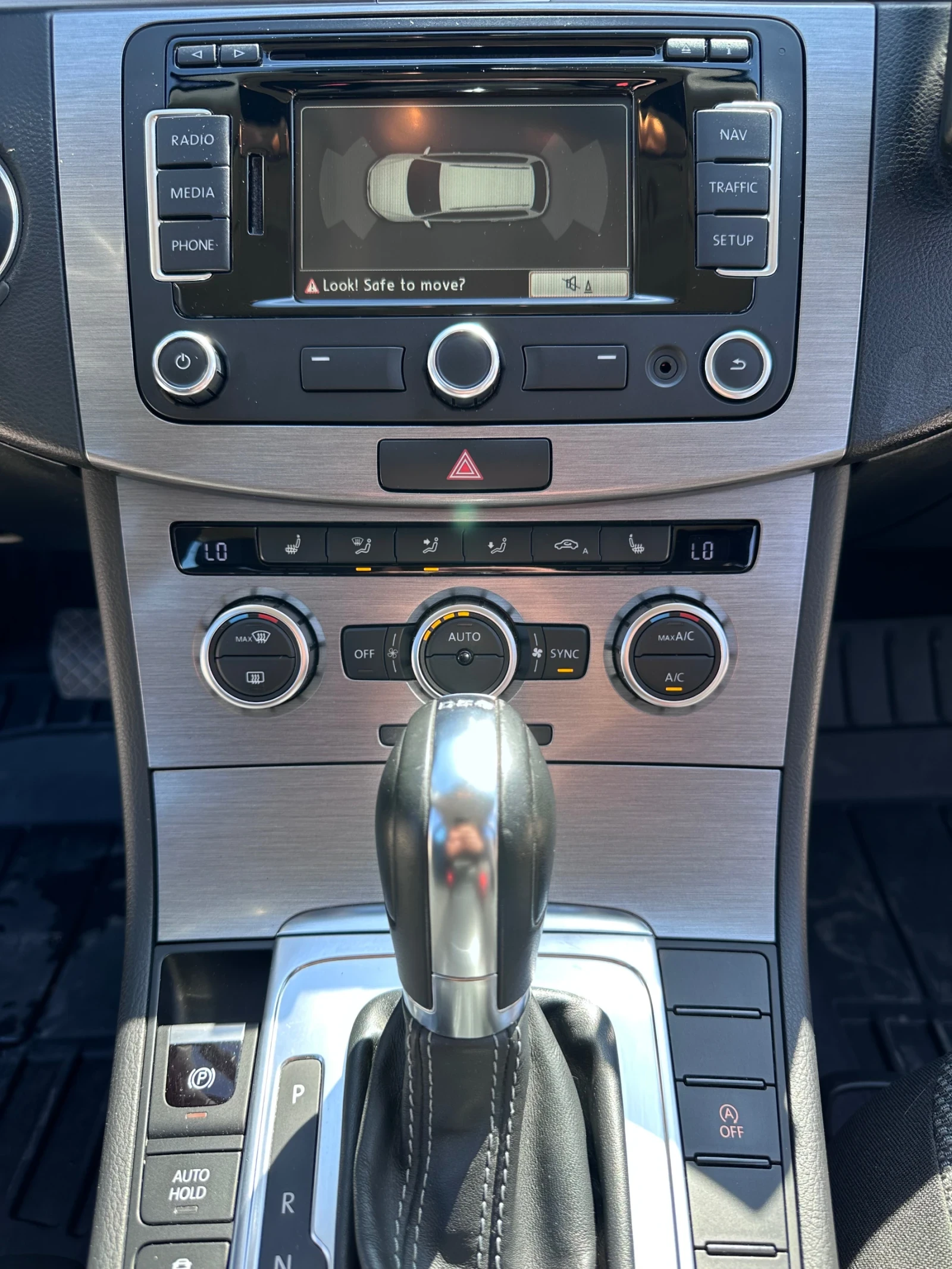 VW Passat 2.0 TDI 140, снимка 8 - Автомобили и джипове - 54172816