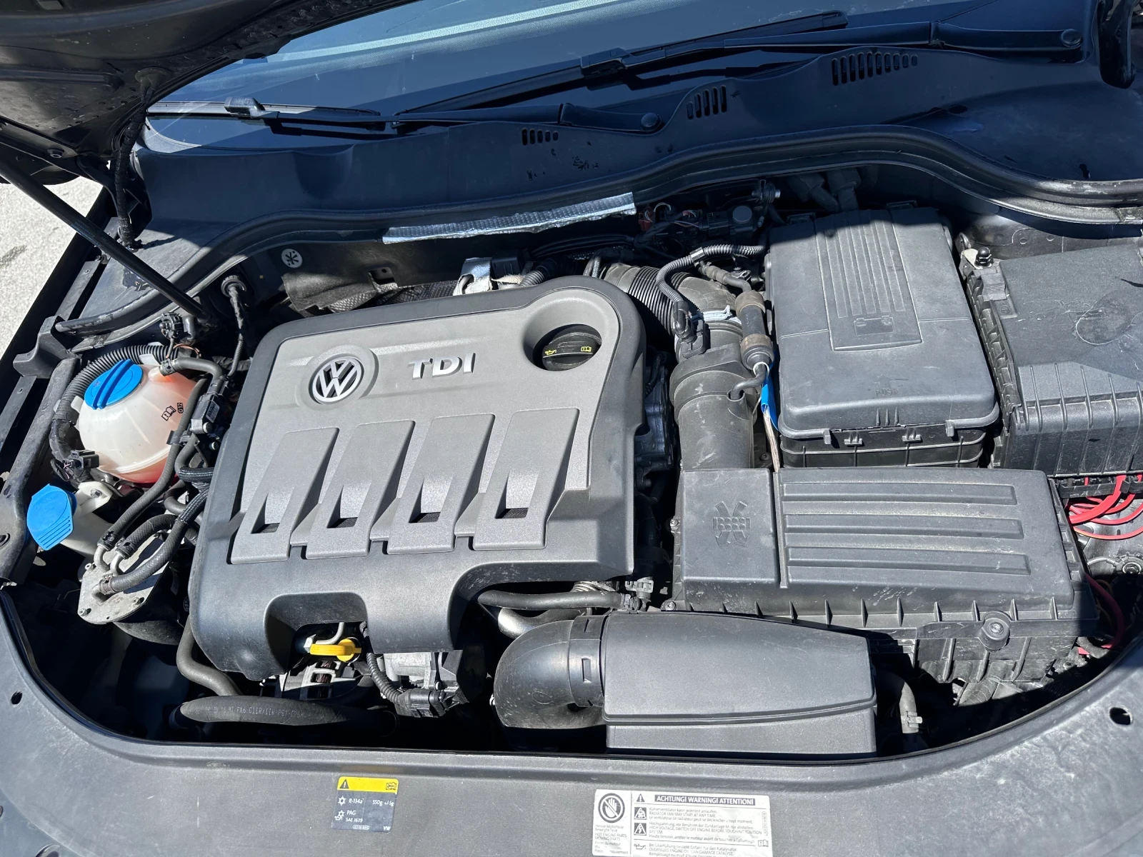 VW Passat 2.0 TDI 140, снимка 13 - Автомобили и джипове - 54172816