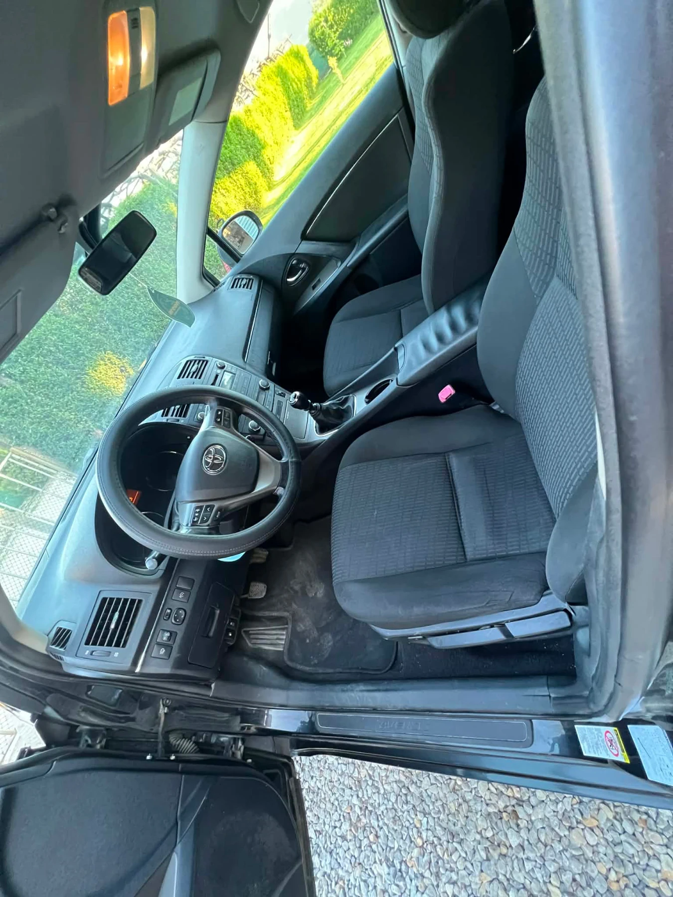 Toyota Avensis, снимка 7 - Автомобили и джипове - 54322433