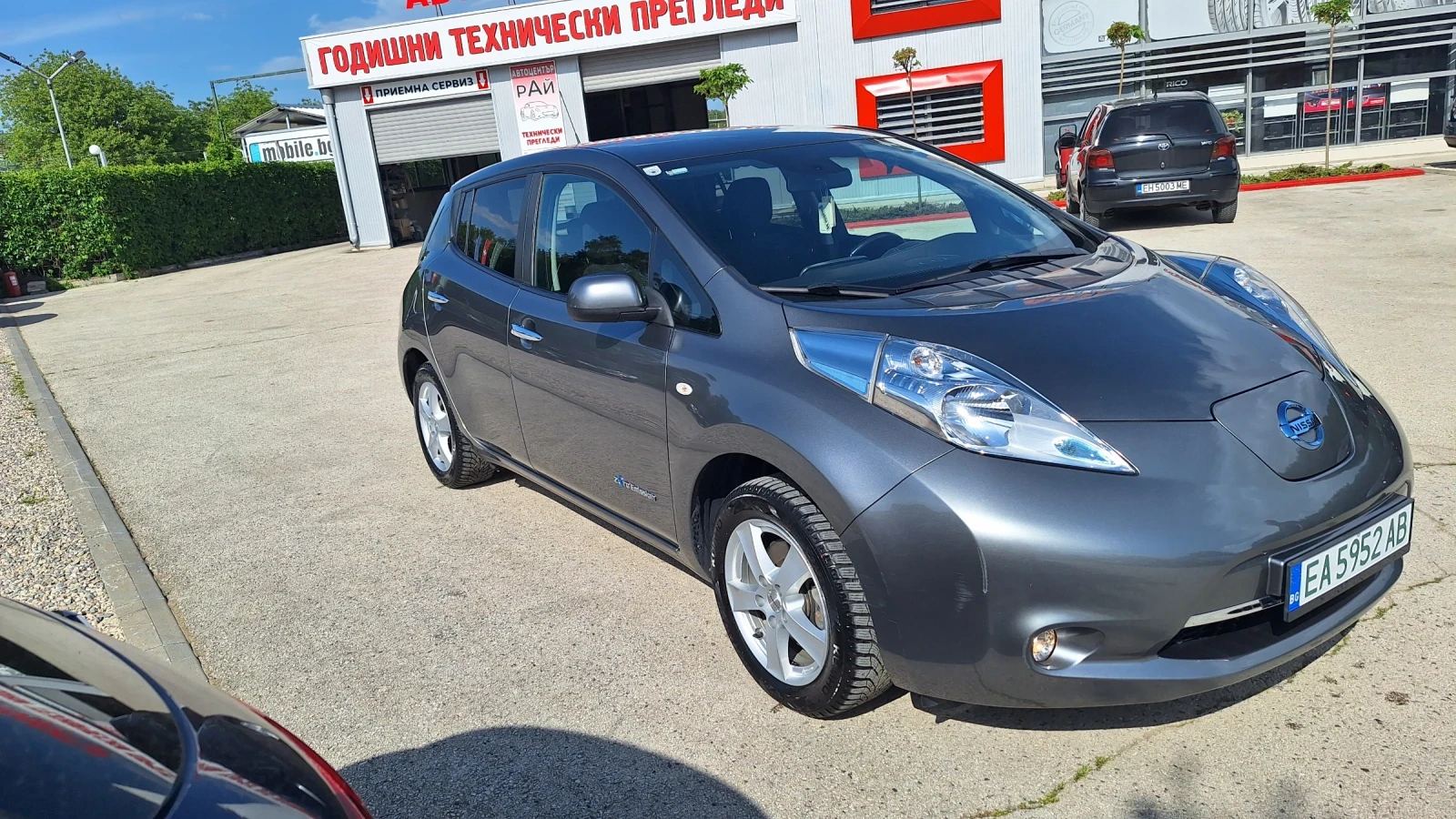 Nissan Leaf , снимка 7 - Автомобили и джипове - 54508760