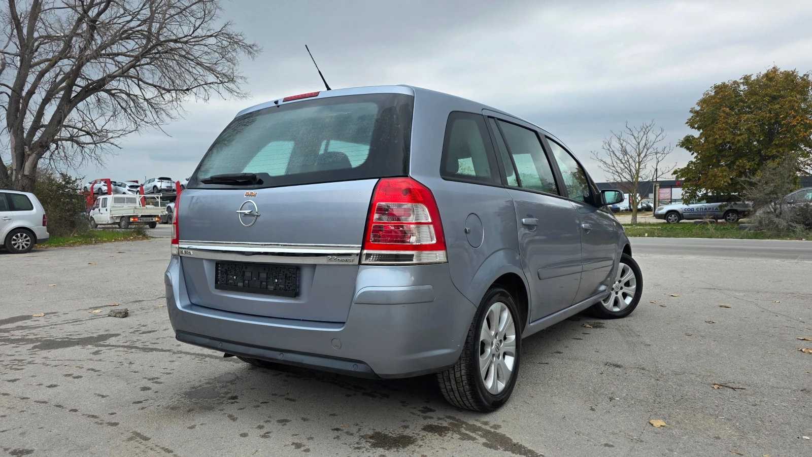 Opel Zafira БЕЗУПРЕЧЕН, снимка 5 - Автомобили и джипове - 54704544