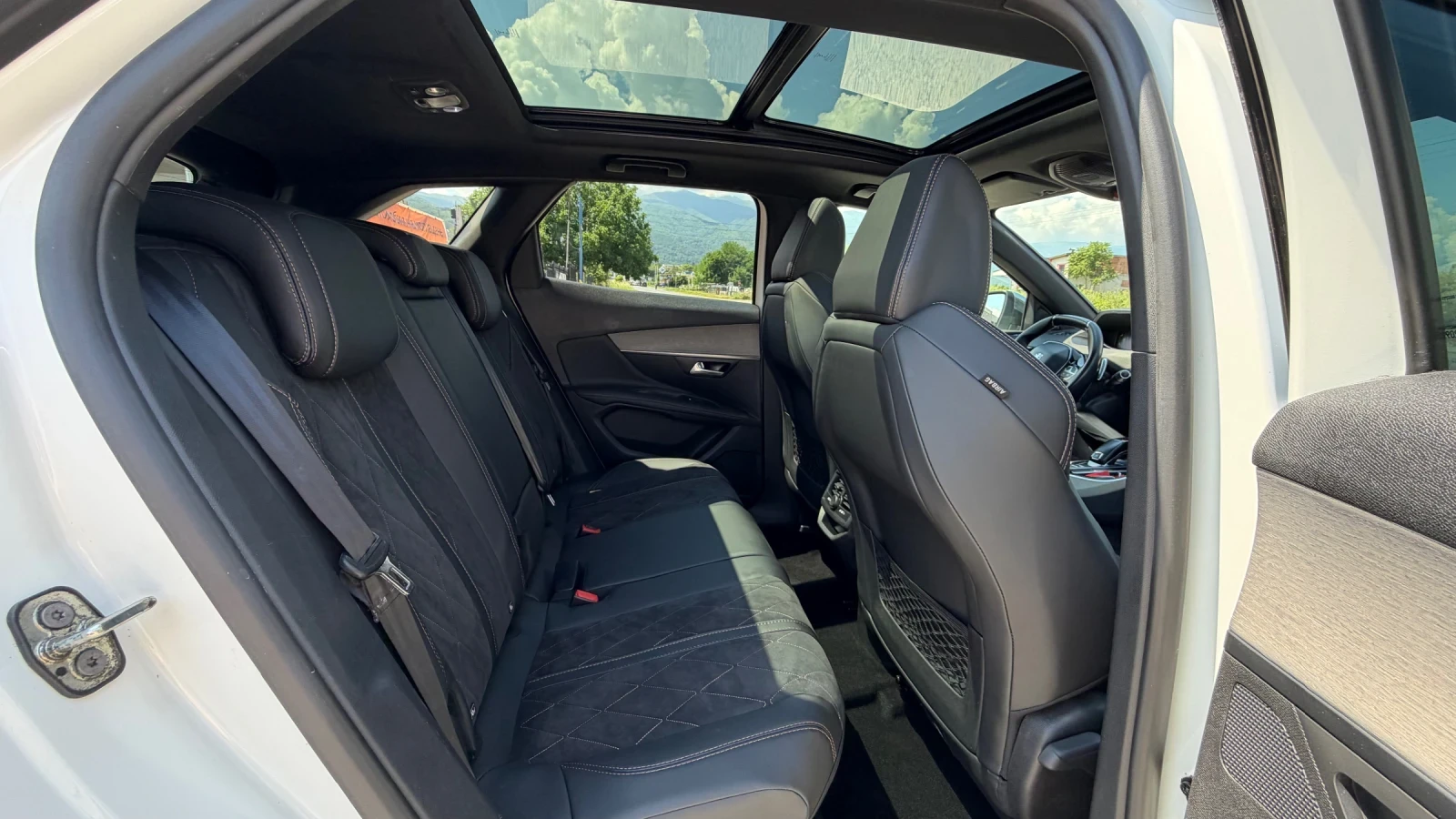 Peugeot 3008 GT 2.0HDI 180К.С. , снимка 12 - Автомобили и джипове - 54863663