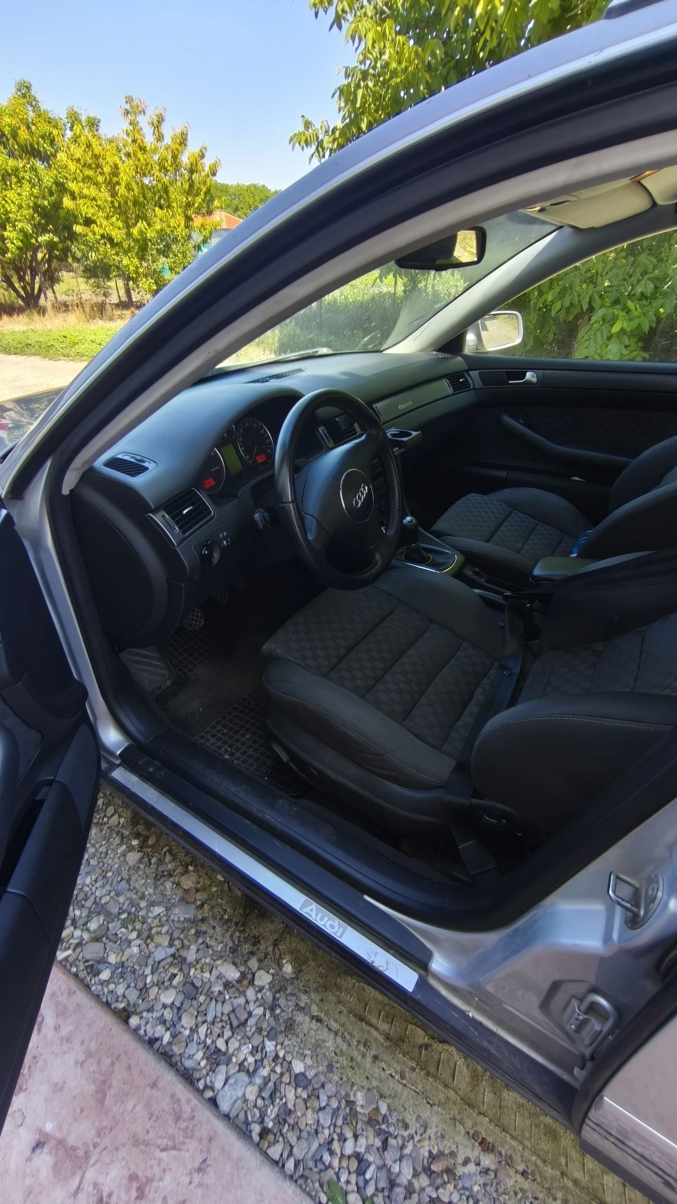 Audi A6 Газ, снимка 7 - Автомобили и джипове - 54909643