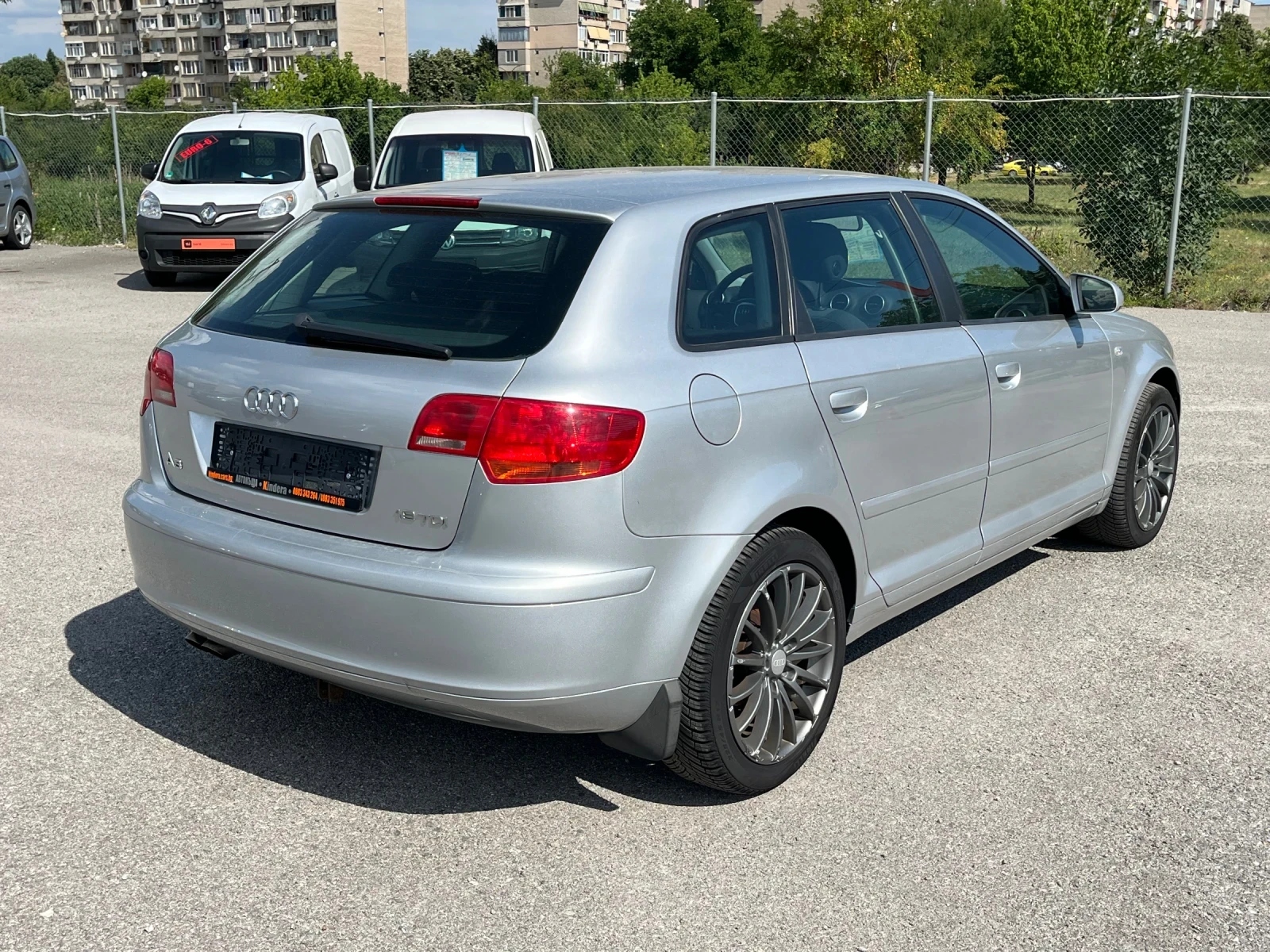 Audi A3 1.9TDi Sportback, снимка 5 - Автомобили и джипове - 55196584