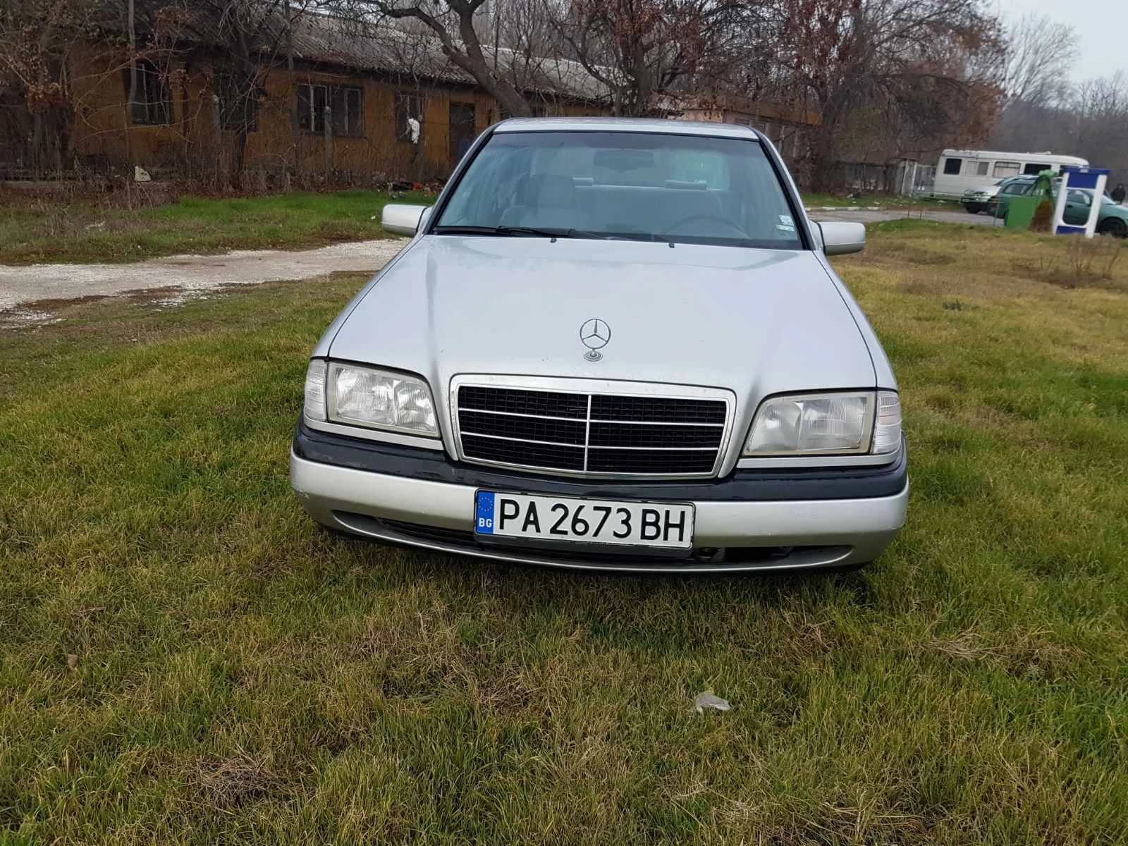 Mercedes-Benz 200