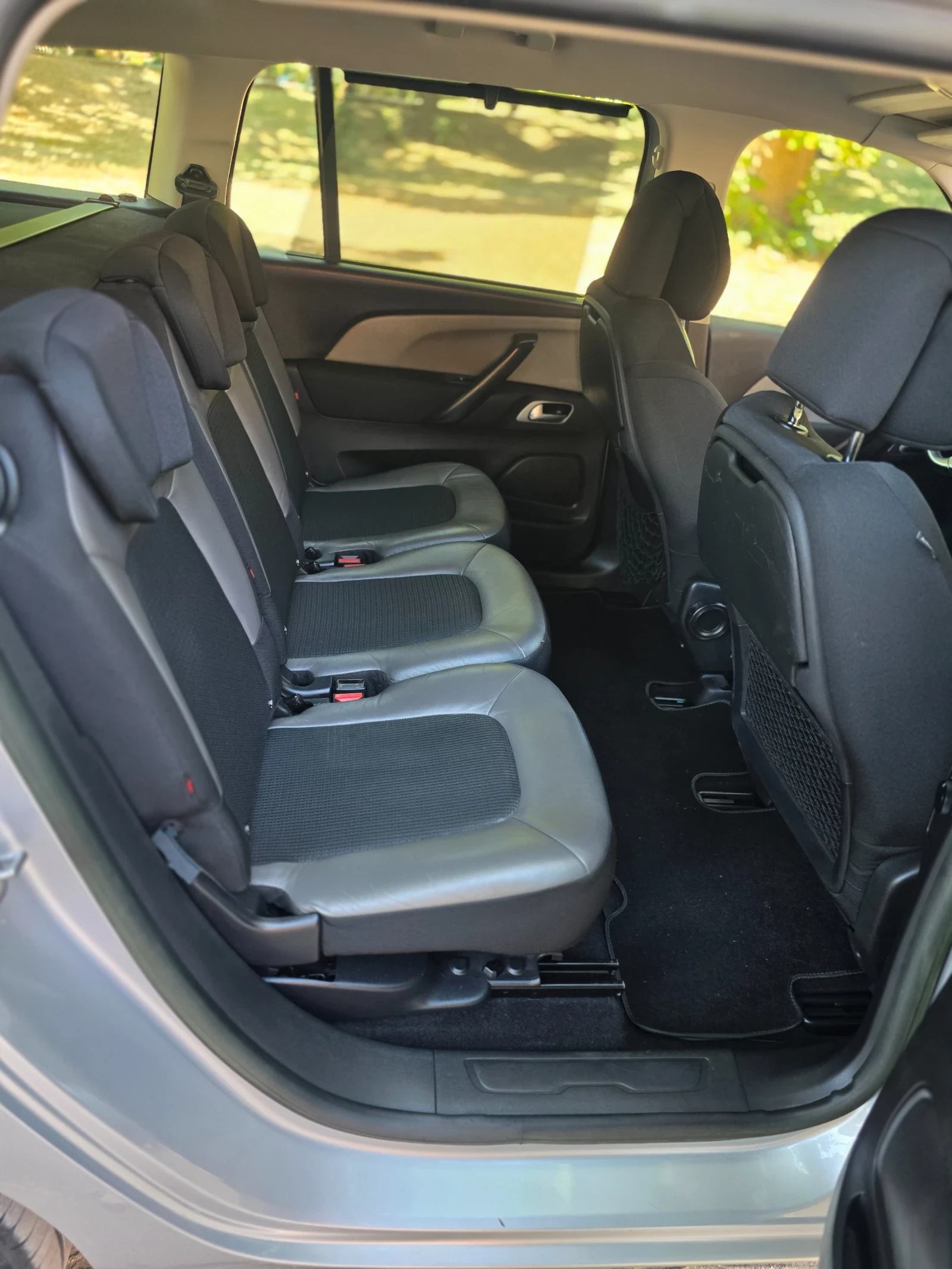 Citroen C4 Picasso Grand 7M 2.0 HDI 150 KEYLESS GO, снимка 13 - Автомобили и джипове - 55696098