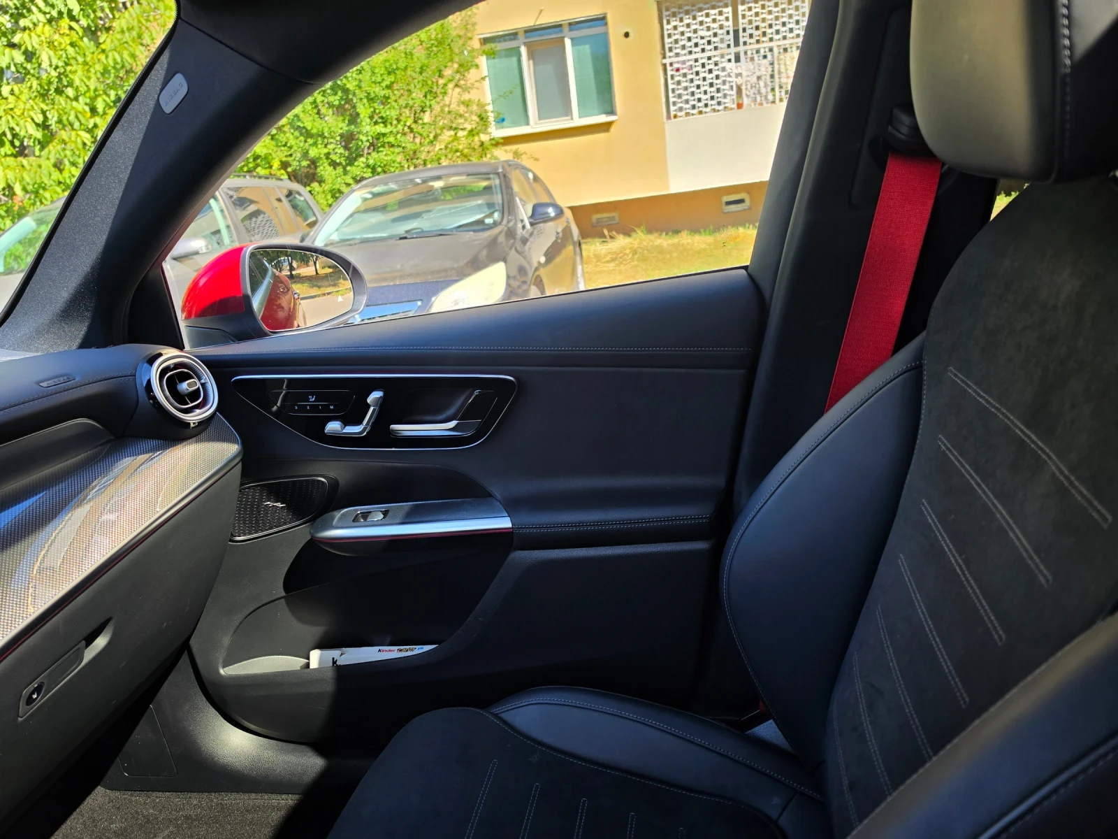 Mercedes-Benz GLC 200 Coupe 4 MATIC AMG, снимка 9 - Автомобили и джипове - 55949963