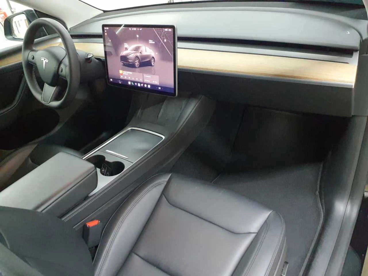Tesla Model Y Performance AWD, снимка 8 - Автомобили и джипове - 56006037