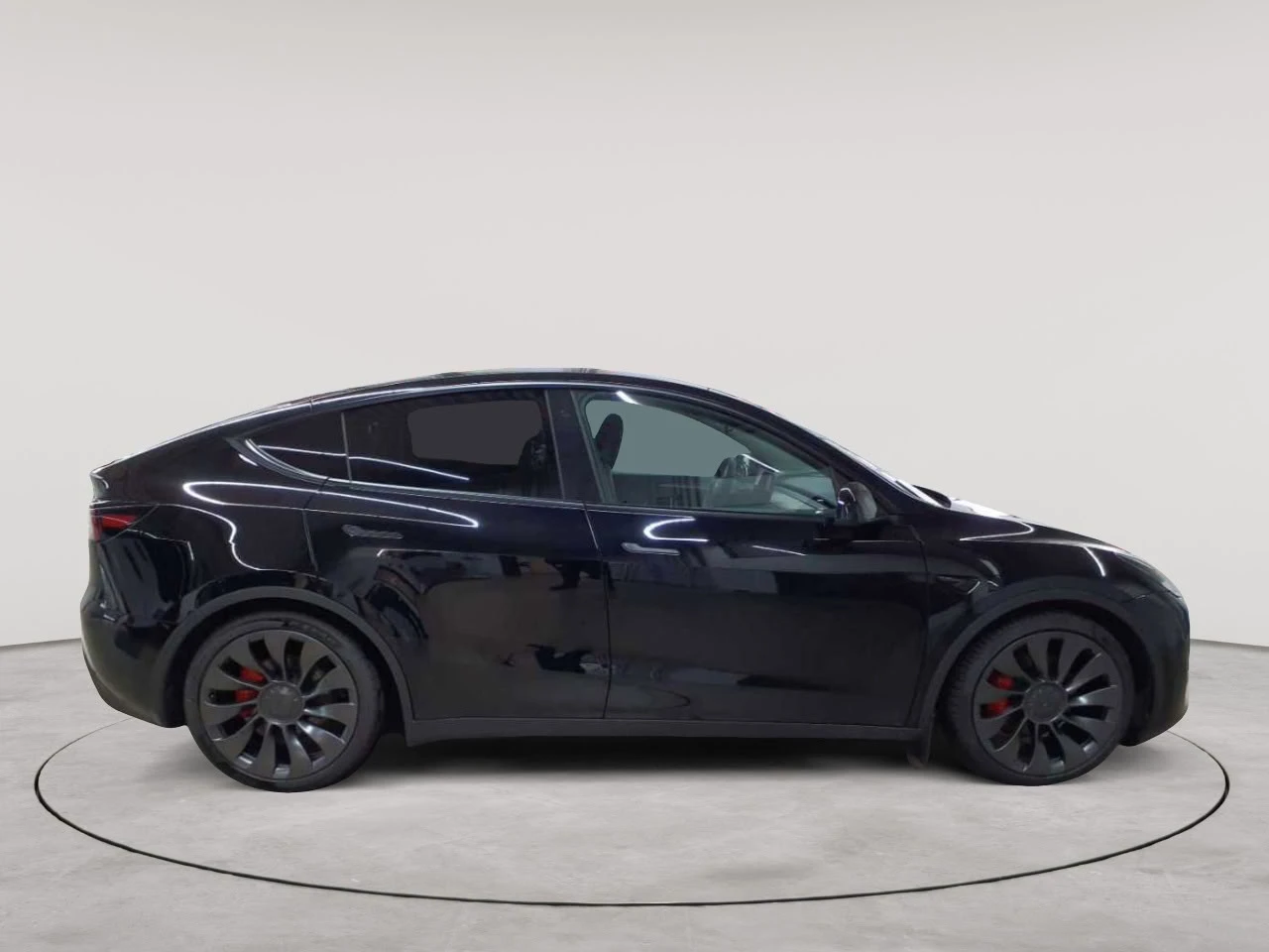 Tesla Model Y Performance AWD, снимка 3 - Автомобили и джипове - 56006037