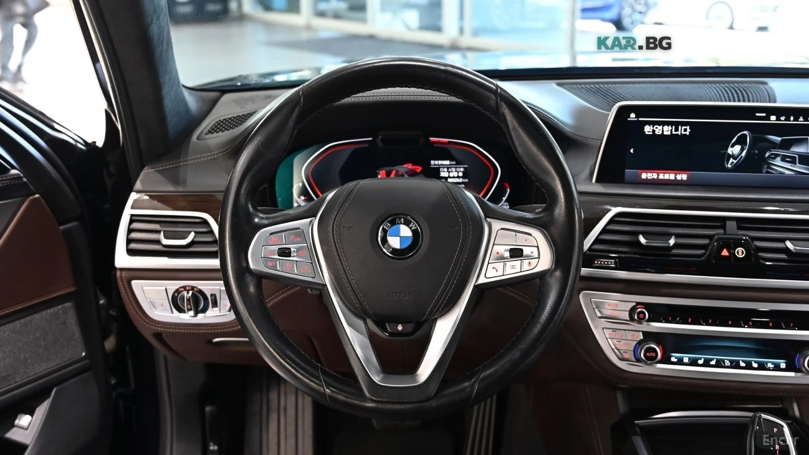 BMW 740 Li* XDRIVE* DESIGN PURE EXCELENCE* МАСАЖ* ТВ* HUD*, снимка 11 - Автомобили и джипове - 56104575
