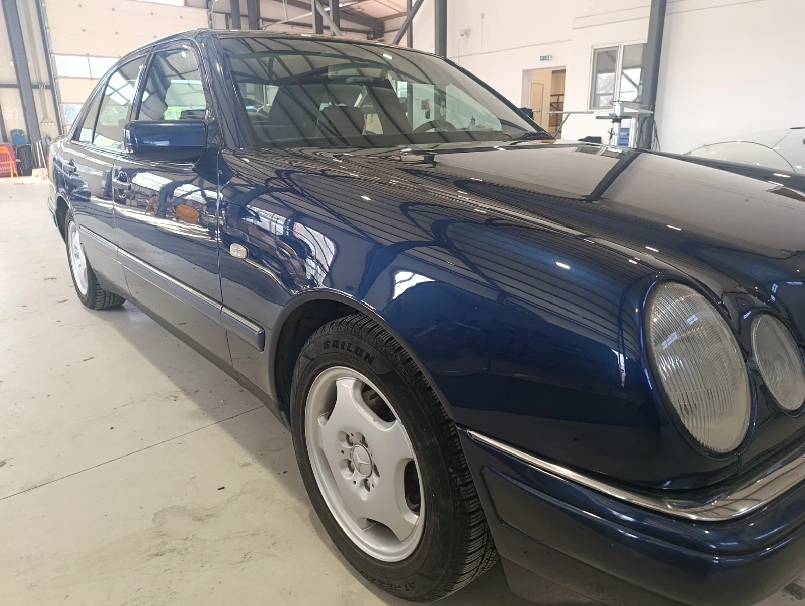 Mercedes-Benz E 250, снимка 6 - Автомобили и джипове - 56407404