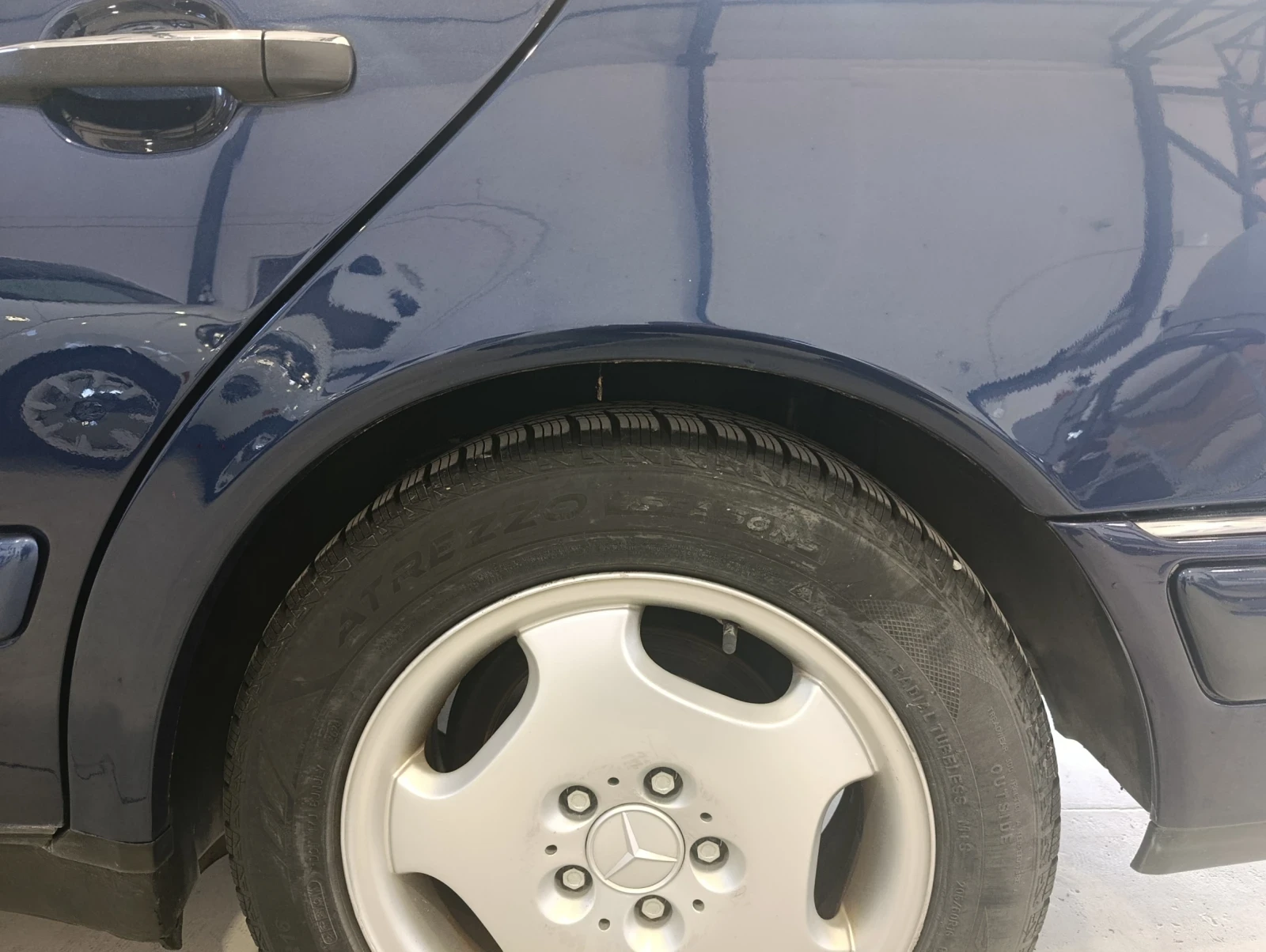 Mercedes-Benz E 250, снимка 8 - Автомобили и джипове - 56407404