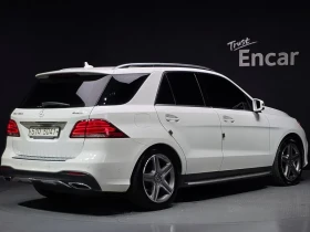 Mercedes-Benz GLE 350 D 4Matic Premium, снимка 2