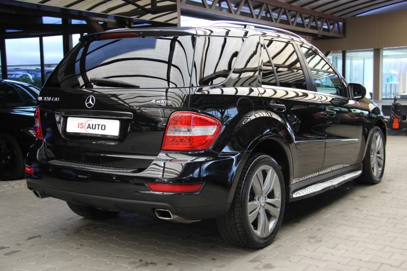 Mercedes-Benz ML 300 4Matic/Facelift/Navi/Xenon, снимка 4 - Автомобили и джипове - 46086857