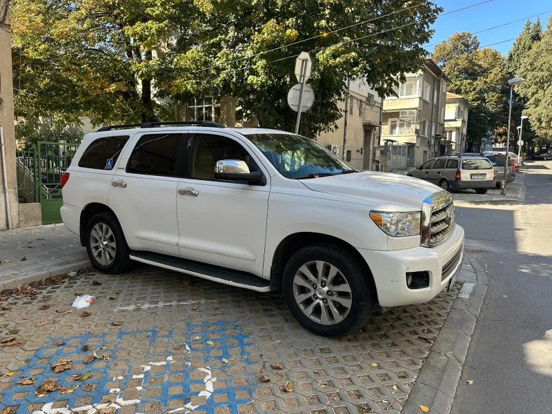 Toyota Sequoia 5.7 Limited 6+ 1, снимка 4 - Автомобили и джипове - 47833517