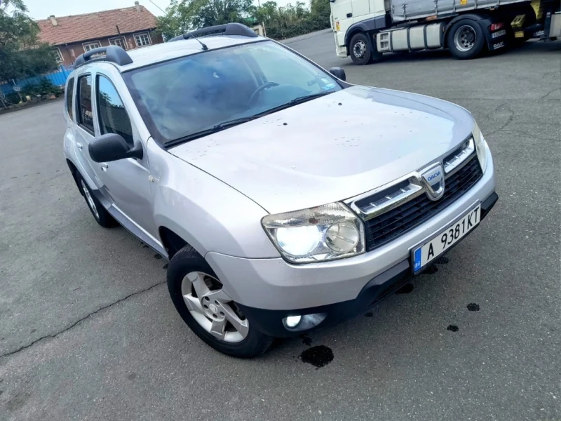 Dacia Duster 1.5 DCi, снимка 3 - Автомобили и джипове - 48274816