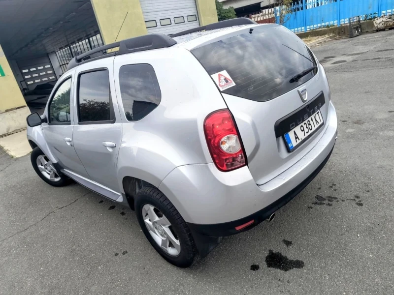 Dacia Duster 1.5 DCi, снимка 6 - Автомобили и джипове - 48274816